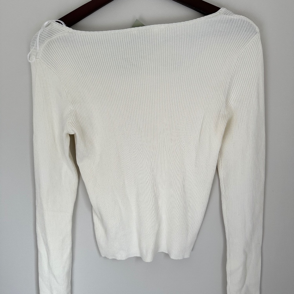 H&M Girls White Scoop Neck Ribbed Shirt — NWT - Picture 3 of 4